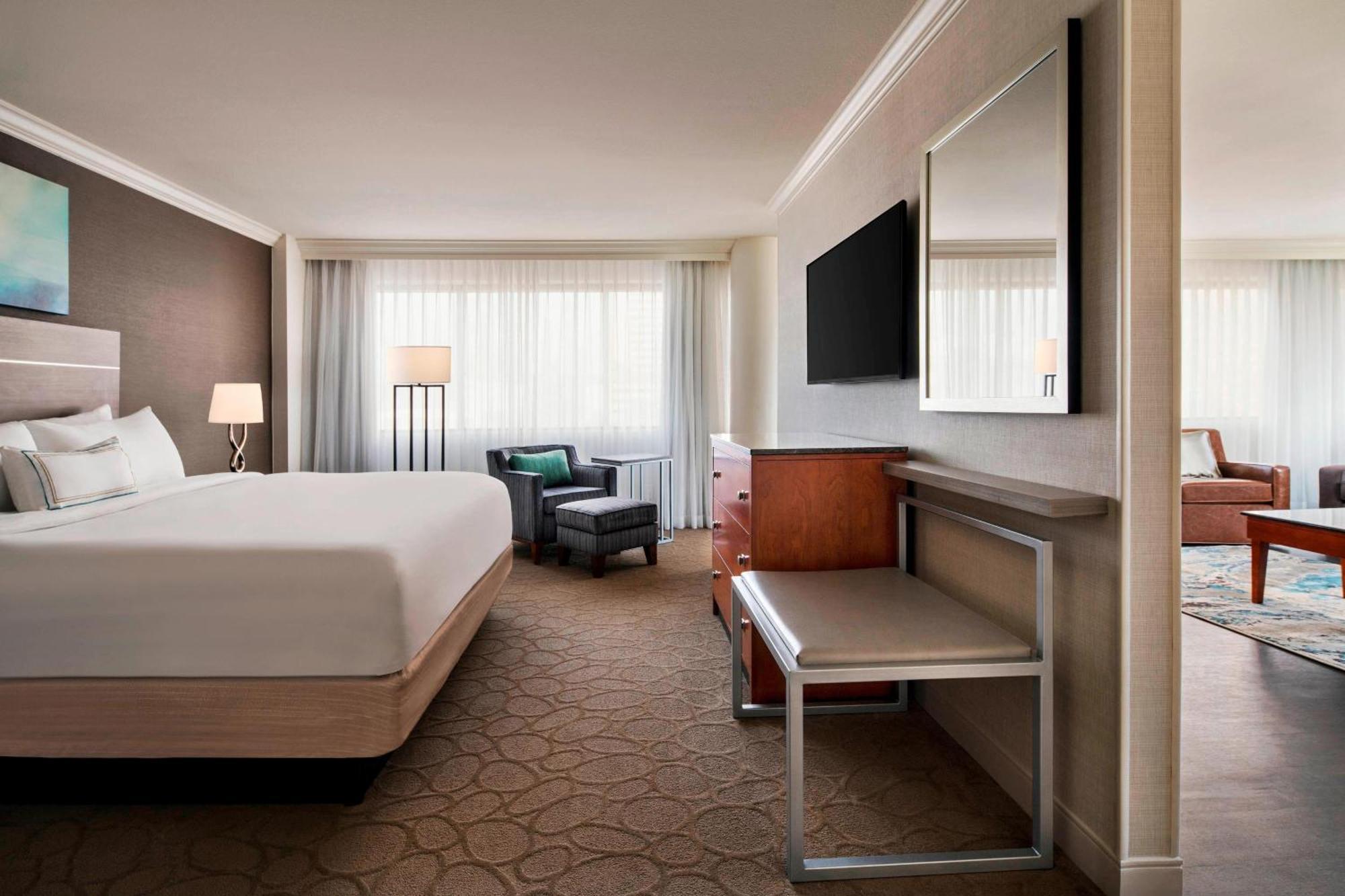 Delta Hotels By Marriott Richmond Downtown Екстер'єр фото