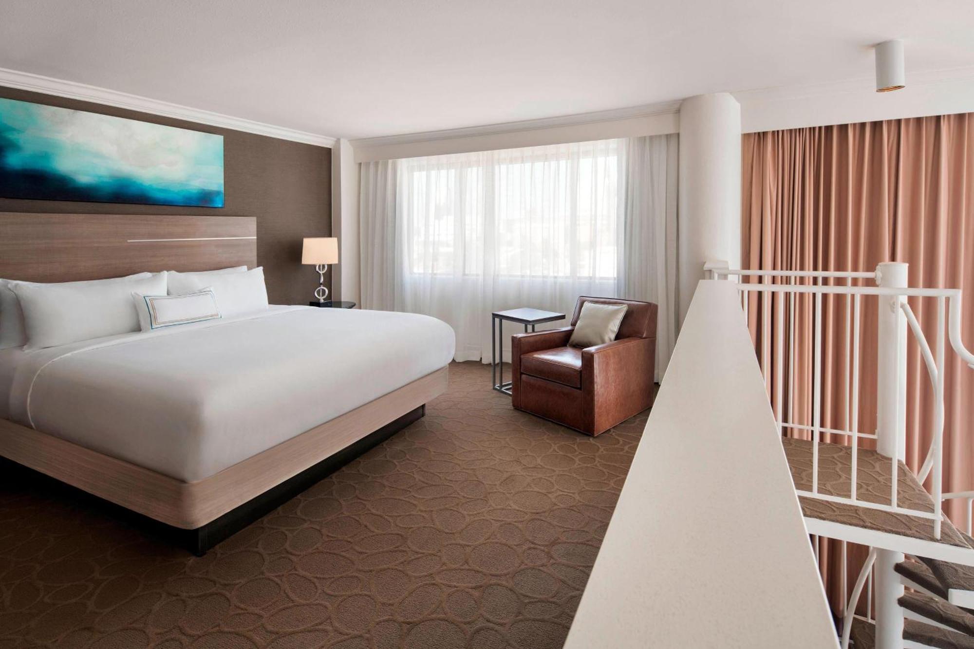 Delta Hotels By Marriott Richmond Downtown Екстер'єр фото