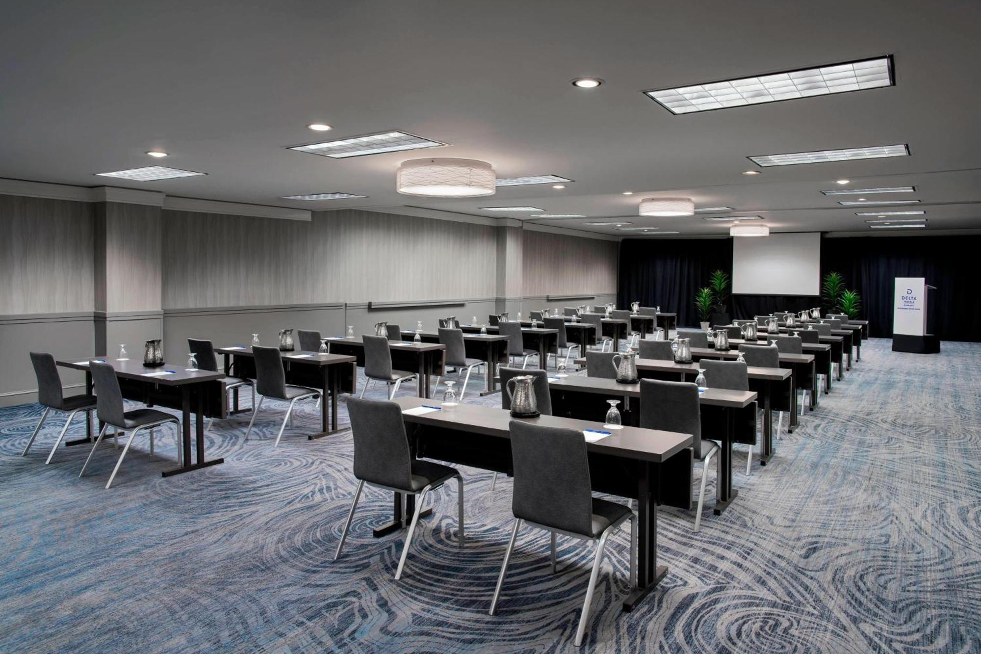 Delta Hotels By Marriott Richmond Downtown Екстер'єр фото