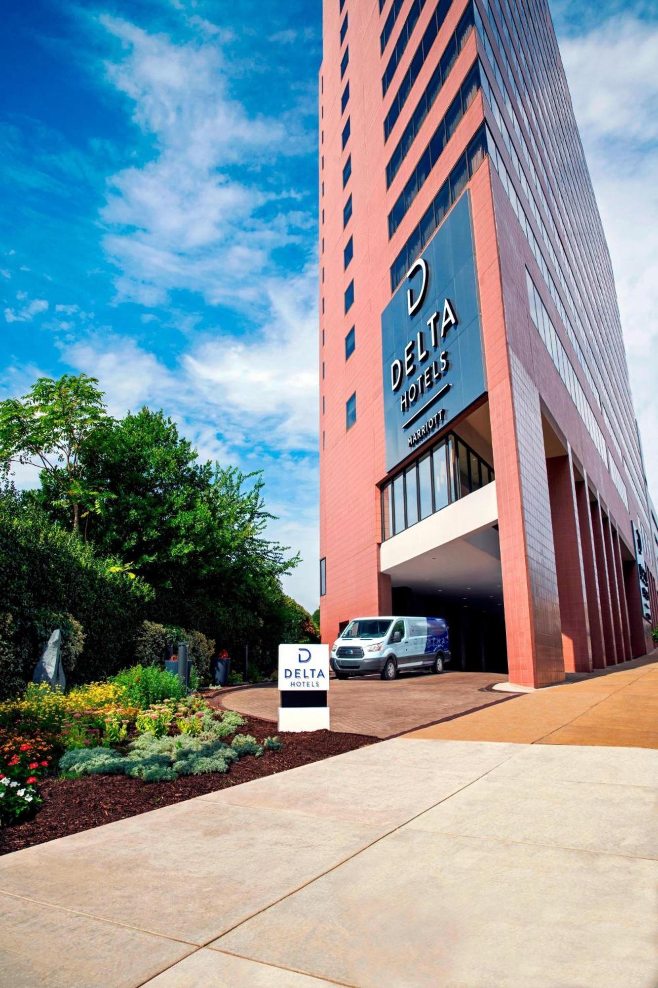Delta Hotels By Marriott Richmond Downtown Екстер'єр фото