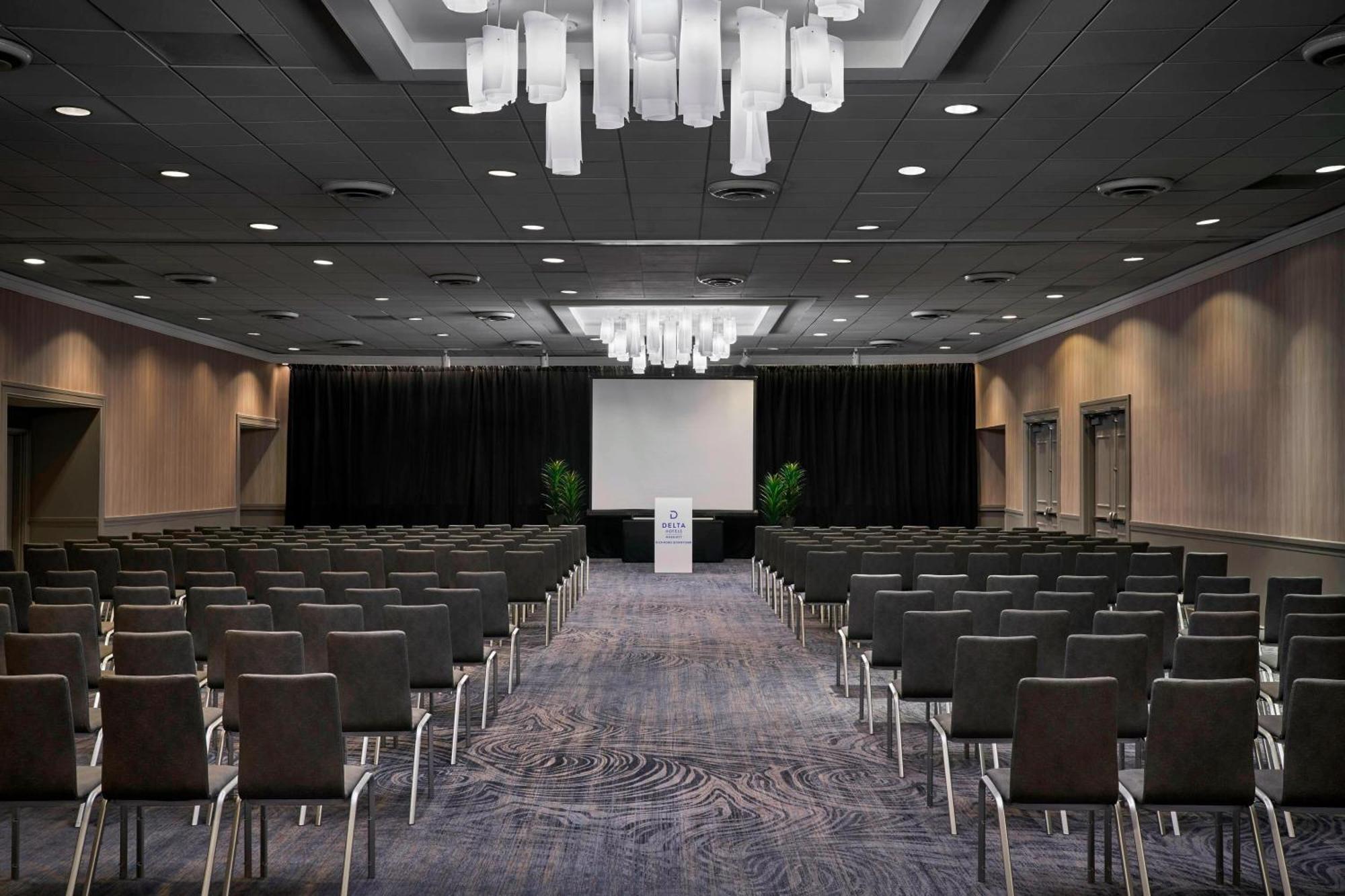 Delta Hotels By Marriott Richmond Downtown Екстер'єр фото