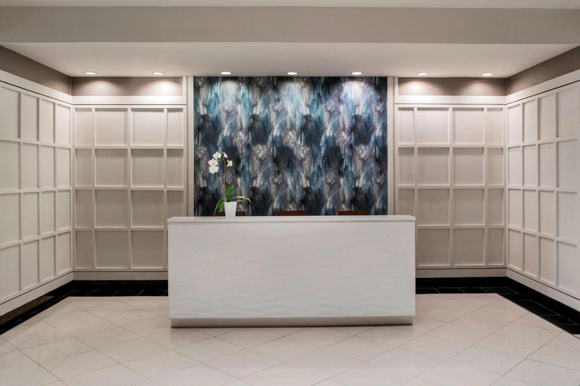 Delta Hotels By Marriott Richmond Downtown Екстер'єр фото