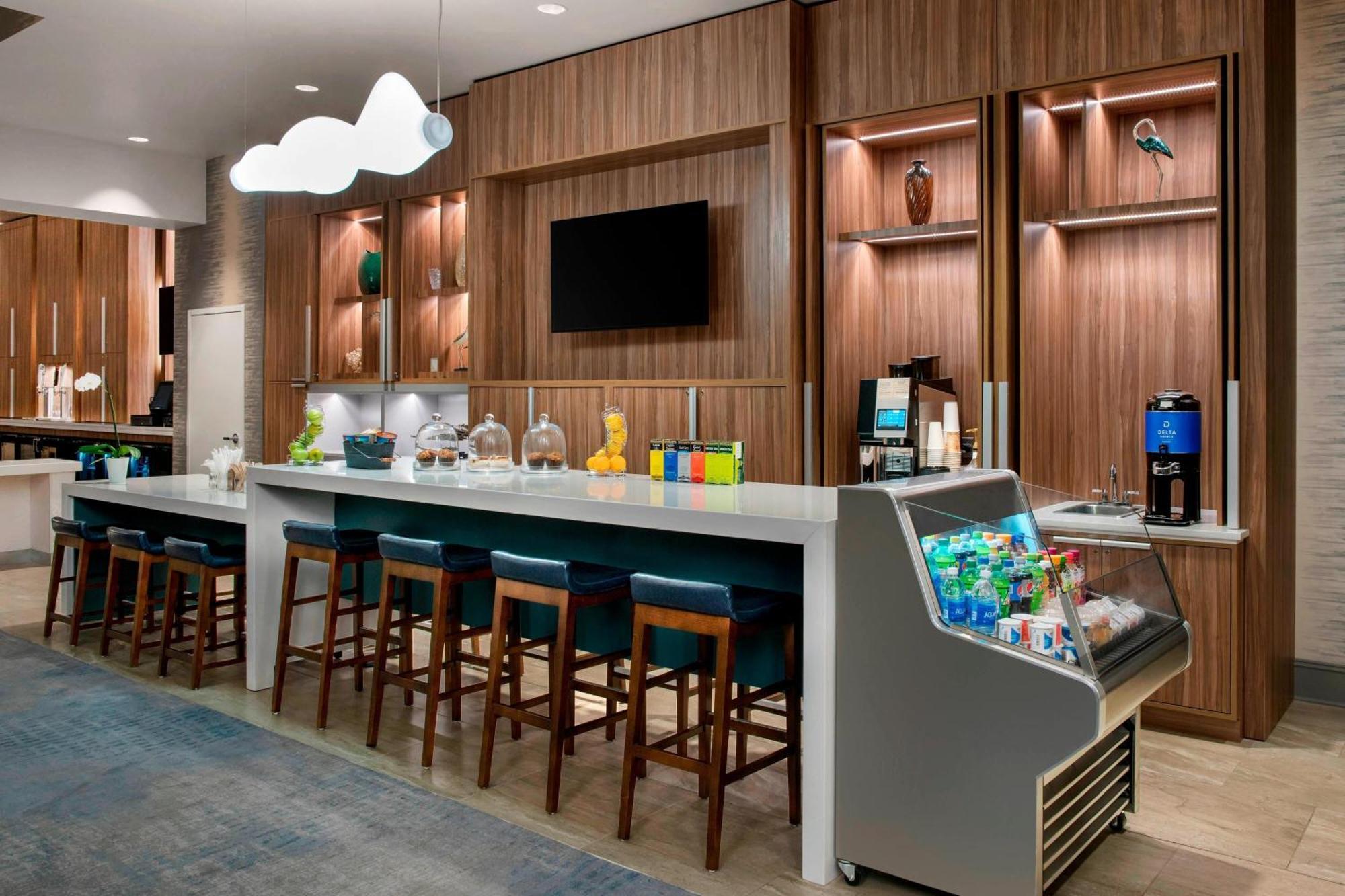 Delta Hotels By Marriott Richmond Downtown Екстер'єр фото